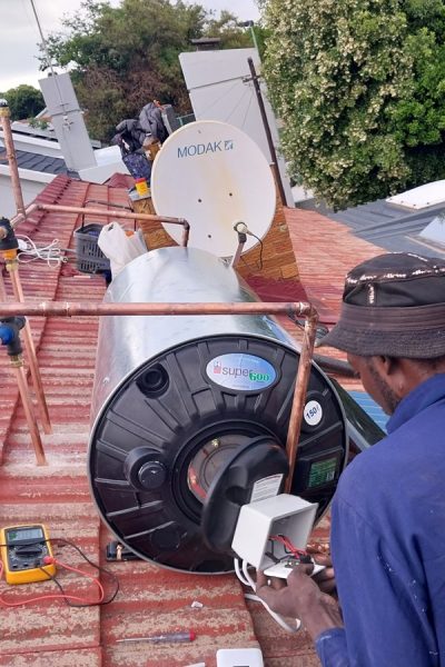 affordable-solar-geysers-illovo